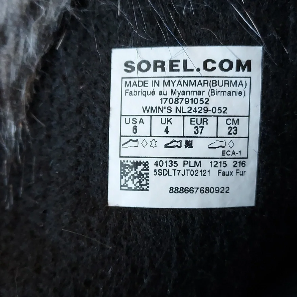 Sorel Joan Of Arctic Waterproof boot. In Grey